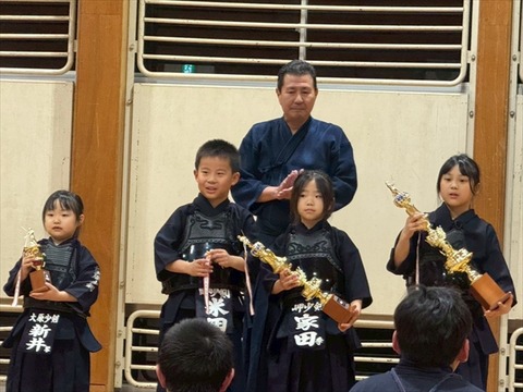 06 (1)
