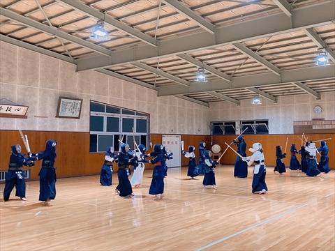 02 (3)