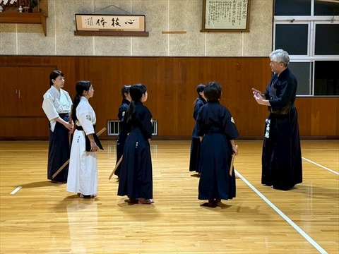 05 (4)