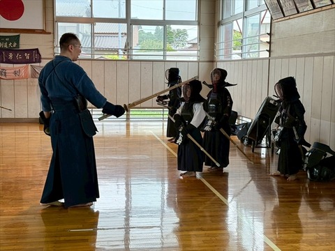 05 (10)