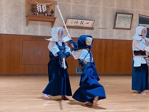 02 (2)