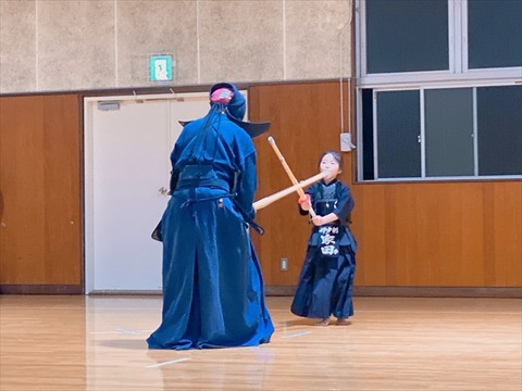02 (24)