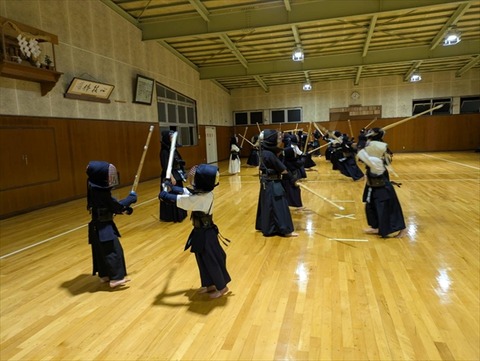 02 (3)