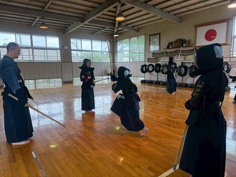 05 (19)