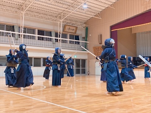 03 (9)
