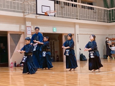02 (4)