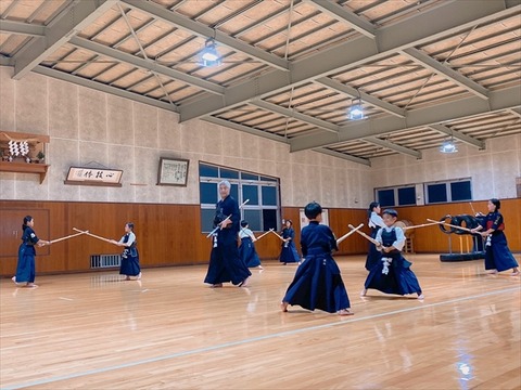 05 (21)