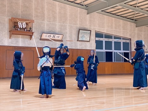 02 (51)