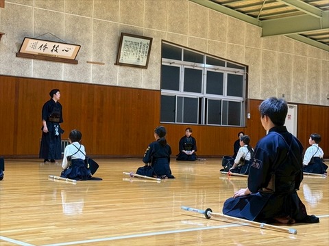05 (4)