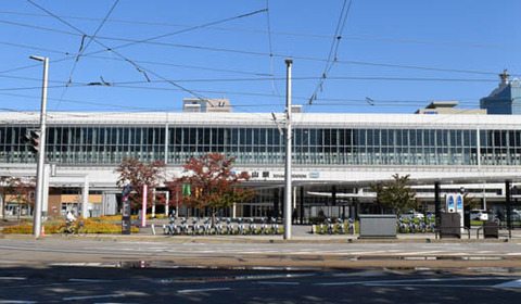 富山駅