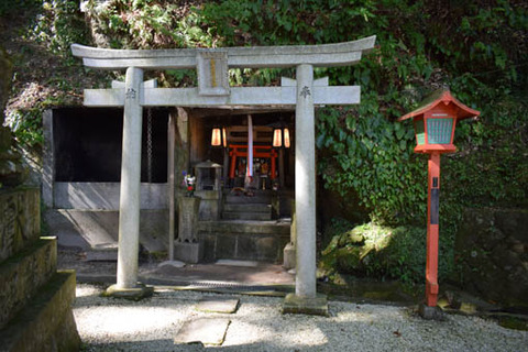 赤井稲荷大明神