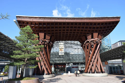 金沢駅