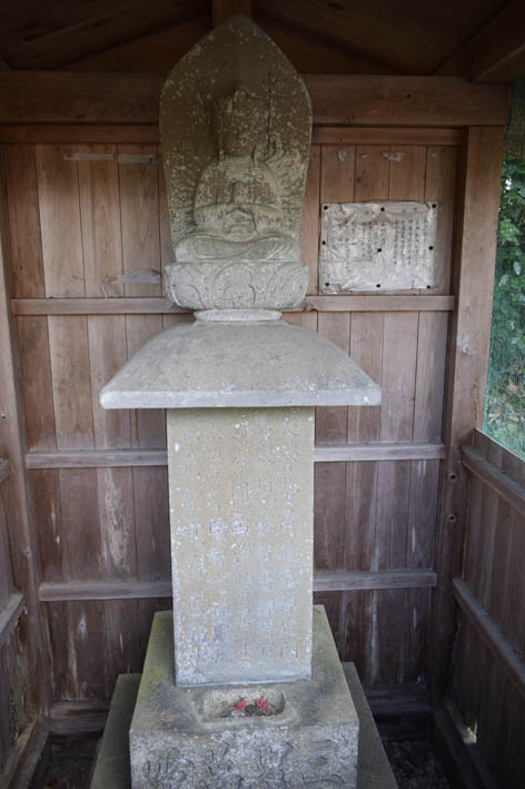 西方寺-三界萬霊塔-2