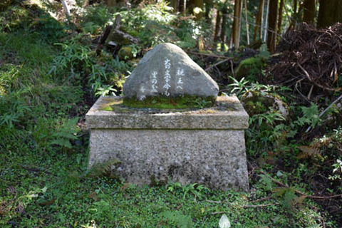 高雲禅寺-句碑