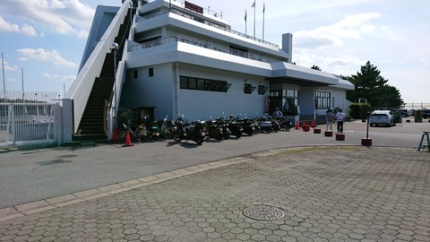 [画像:72c3756e-s.jpg]