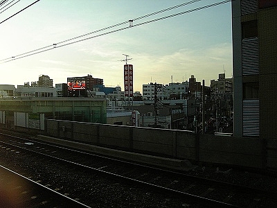 京王線 八幡山駅の夕暮れ 2009年07月15日(水) 京王線 八幡山駅の夕暮れ 2009年07月15日(水)