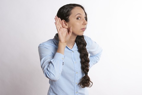 listen-2840235_960_720