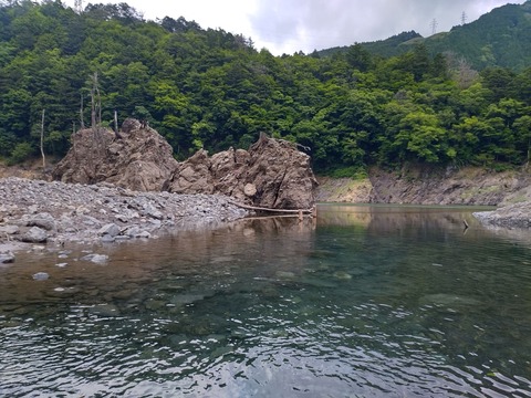 220611 1か所目採水場所(下流側)DSC_0081