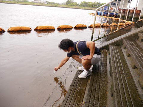 サンプル採取_今切川