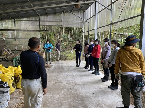 59940C8B-6AE8-44FB-9495-0F7446670AE6