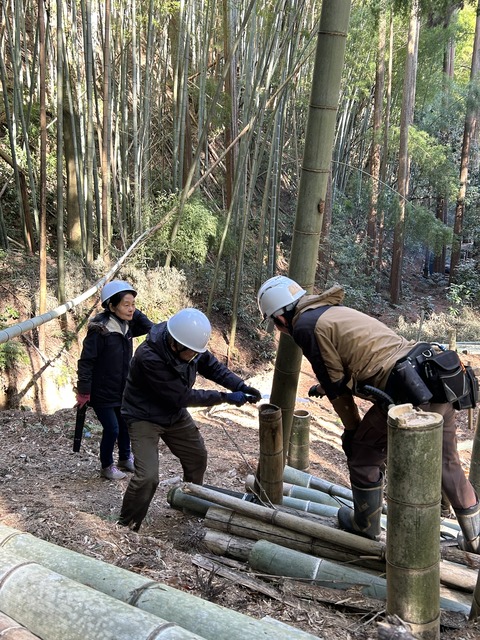 4B5EB80D-35B8-4938-A0B0-E3E2375194D6