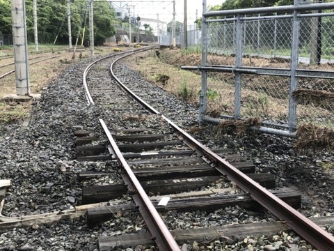 9778EF44-2FC6-47FA-9F8E-0818E9DBF5EC