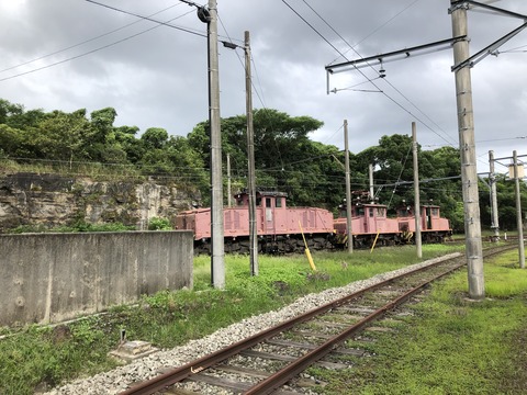 DC82D7E4-98E1-4D80-B69A-3D53C85D1995