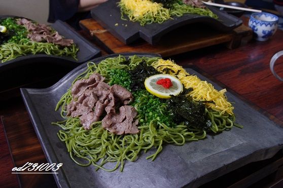 田舎 の瓦そば 一人前 古湯温泉 炭鉱電車が走った頃 田舎 の瓦そば 一人前 古湯温泉 炭鉱電車が走った頃