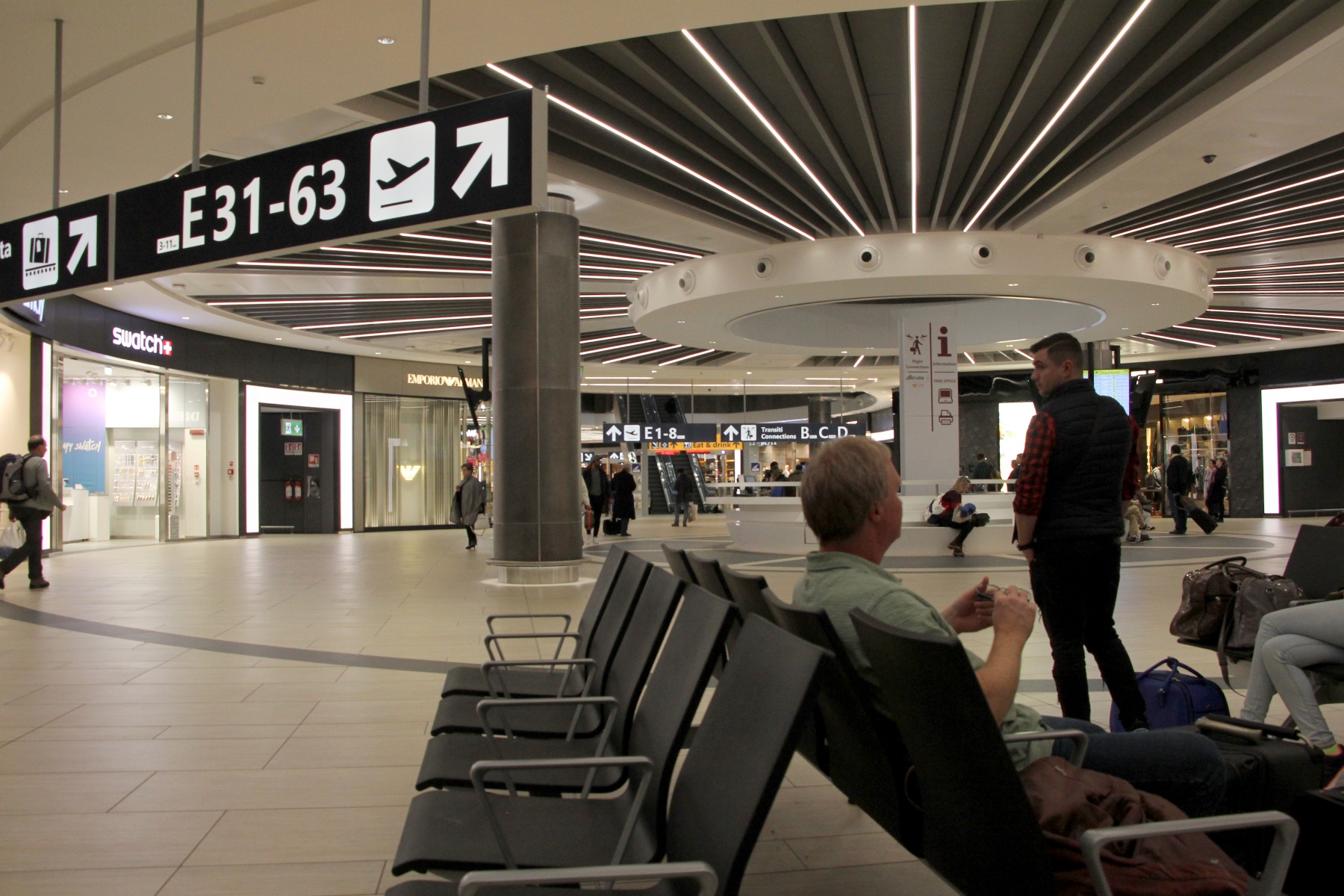 06 ローマ フィウミチーノ空港乗継で束の間のイタリア体験 地球の覗き方