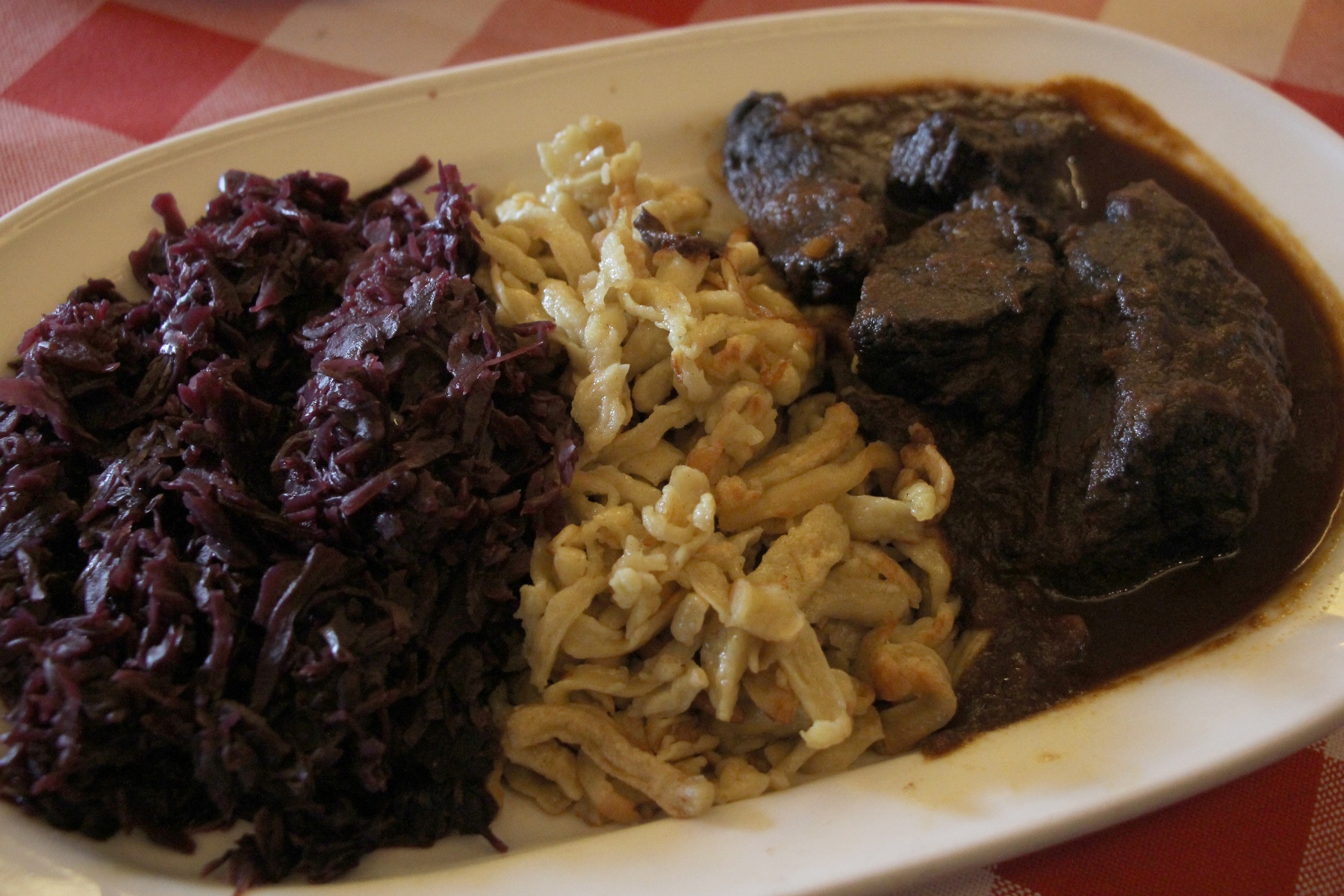 09 ベルリンでザウアーブラーテン Sauerbraten を食べる 地球の覗き方 09 ベルリンでザウアーブラーテン Sauerbraten を食べる 地球の覗き方