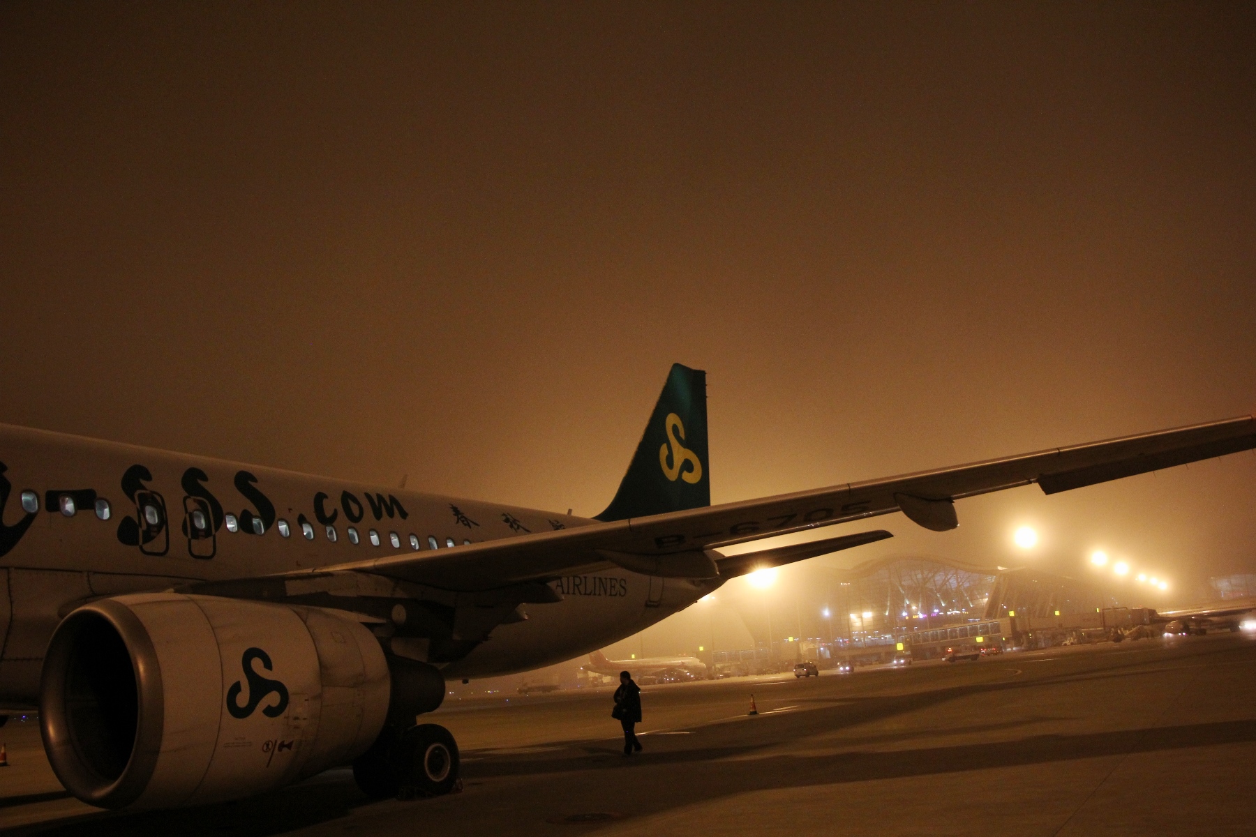 0226 春秋航空で上海浦東空港から羽田空港へ 地球の覗き方