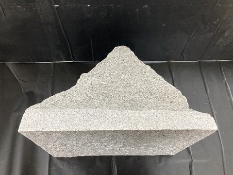 【GINGER掲載商品】 中国産】間知石 四方一寸 のみぎり 300mm×400mm×250mm 白 G603 彫刻・オブジェ