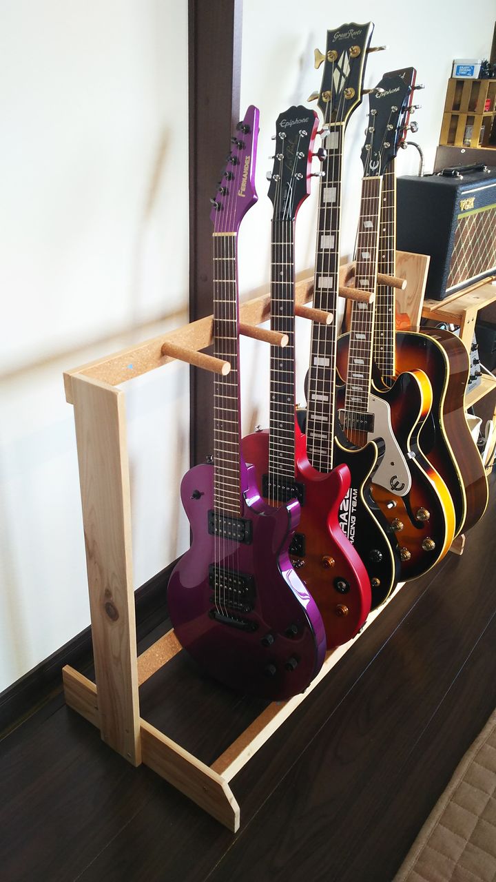 自作ギタースタンド とうふ堂 クラフト