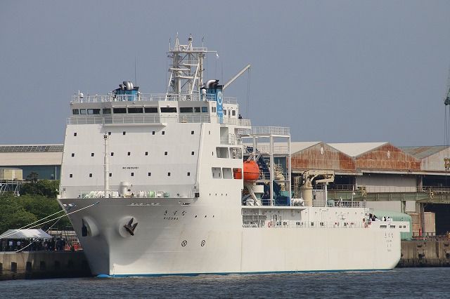 NTT海底ケーブル敷設船「きずな」 : 写メ鉄