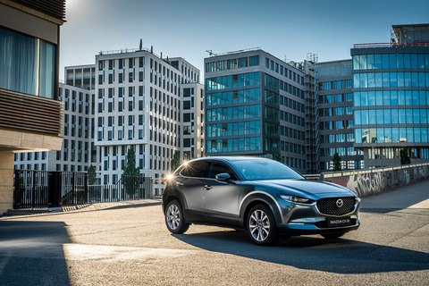 mazda-cx-30_exterior_machine-grey_4_prev