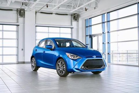 2020_Yaris_Hatchback_001_