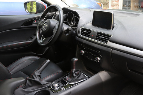 MazdaDisplayBefore