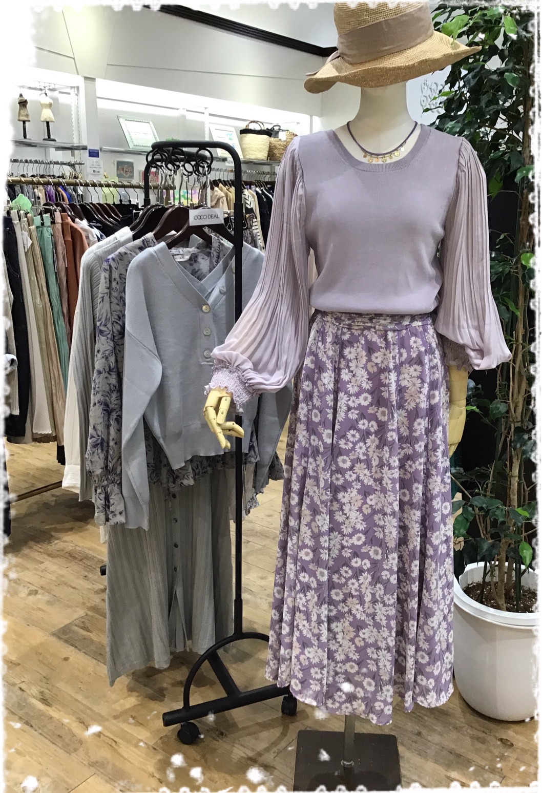 ファッションブランド セレクトショップ By Egami Group ココディール Egami イオンモール秋田店 ファッションブランド セレクトショップ By Egami Group ココディール Egami イオンモール秋田店