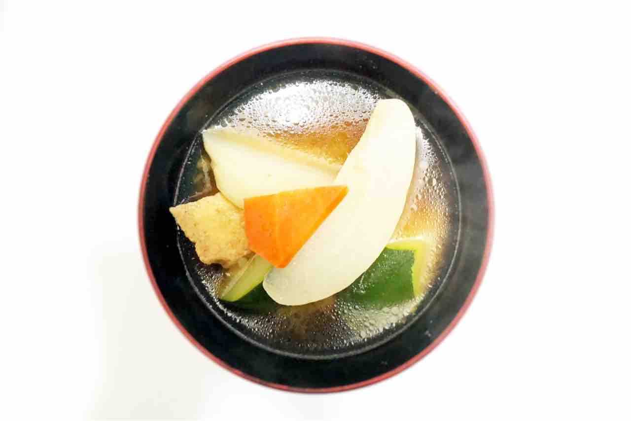 味噌汁ざっくりレシピ 秋のズッキーニ ハヤトウリの味噌汁 味噌汁をつくろう 毎日の料理 食事 片付けが楽しくなる近道 味噌汁ざっくりレシピ 秋のズッキーニ ハヤトウリの味噌汁 味噌汁をつくろう 毎日の料理 食事 片付けが楽しくなる近道