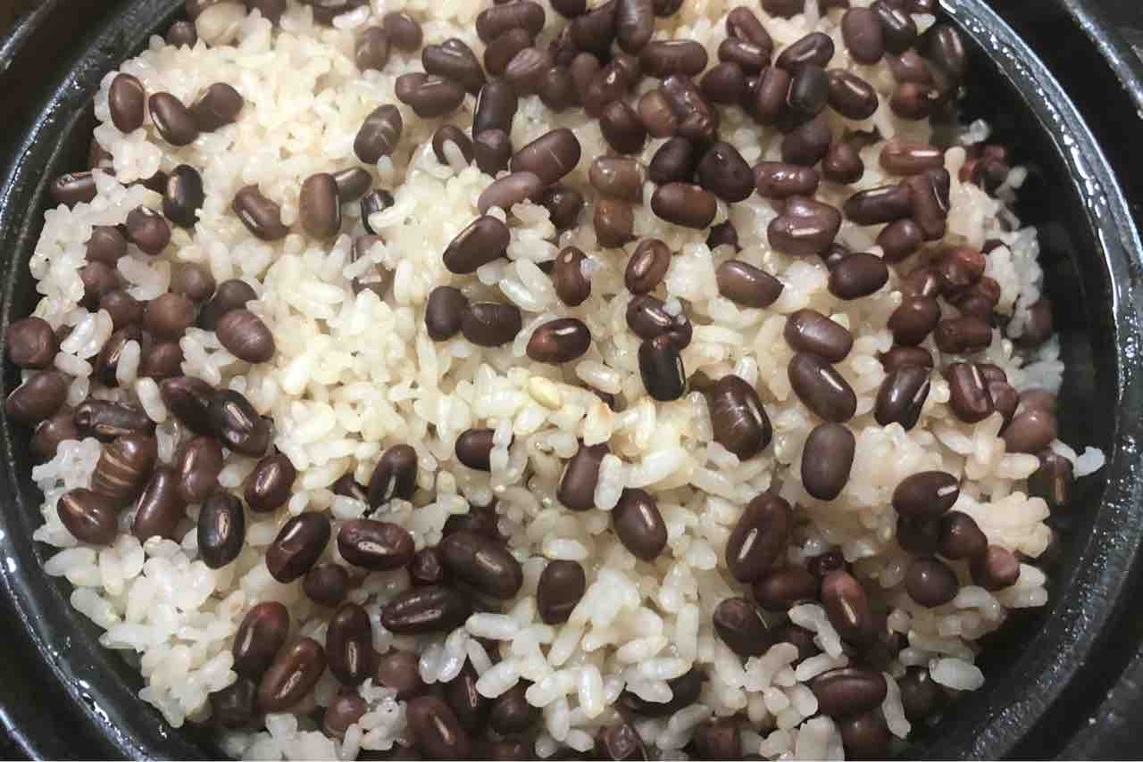 華やかさを増すお赤飯 二つの寿司桶になるおひつ 味噌汁をつくろう 毎日の料理 食事 片付けが楽しくなる近道 華やかさを増すお赤飯 二つの寿司桶になるおひつ 味噌汁をつくろう 毎日の料理 食事 片付けが楽しくなる近道