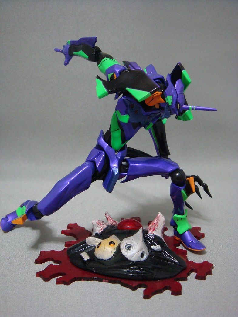 リボルテックNo.EX エヴァ初号機＆Mark.06 : 晴れの日、アパートにて