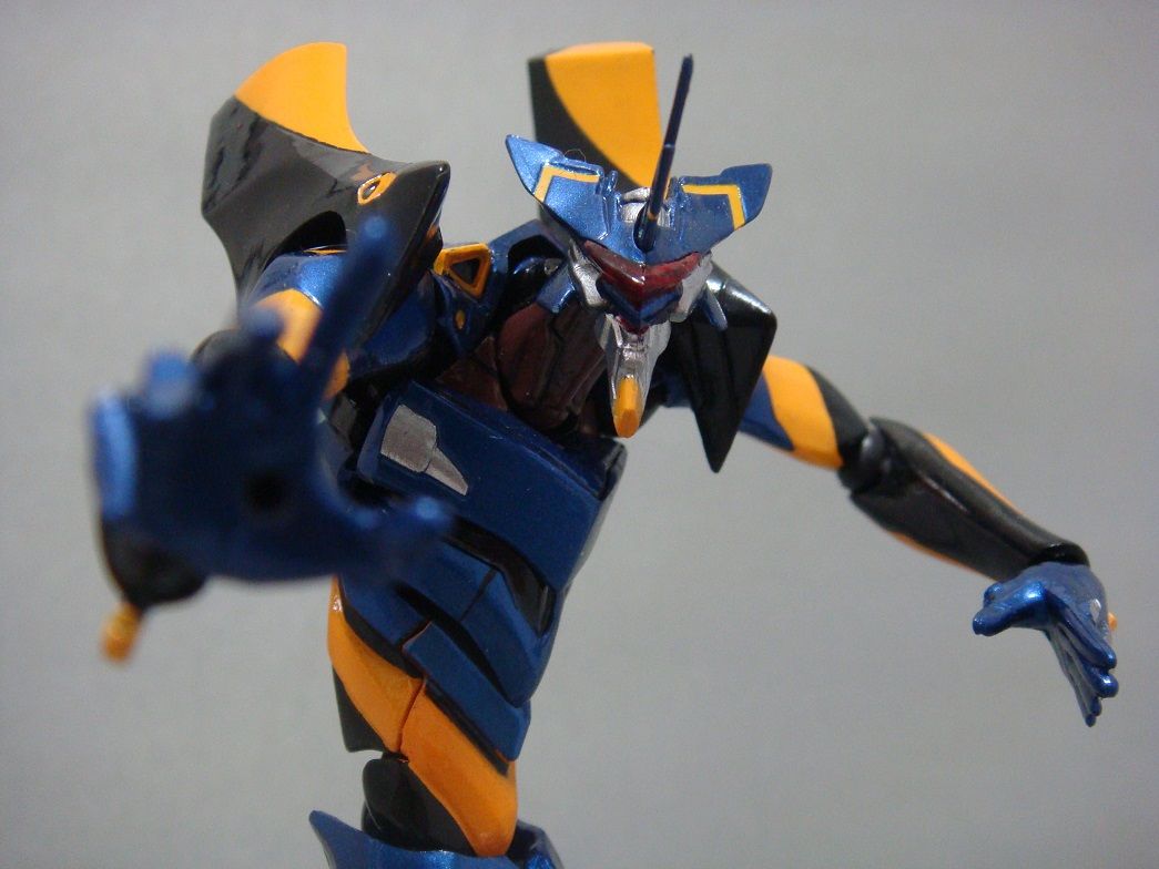 リボルテックNo.EX エヴァ初号機＆Mark.06 : 晴れの日、アパートにて