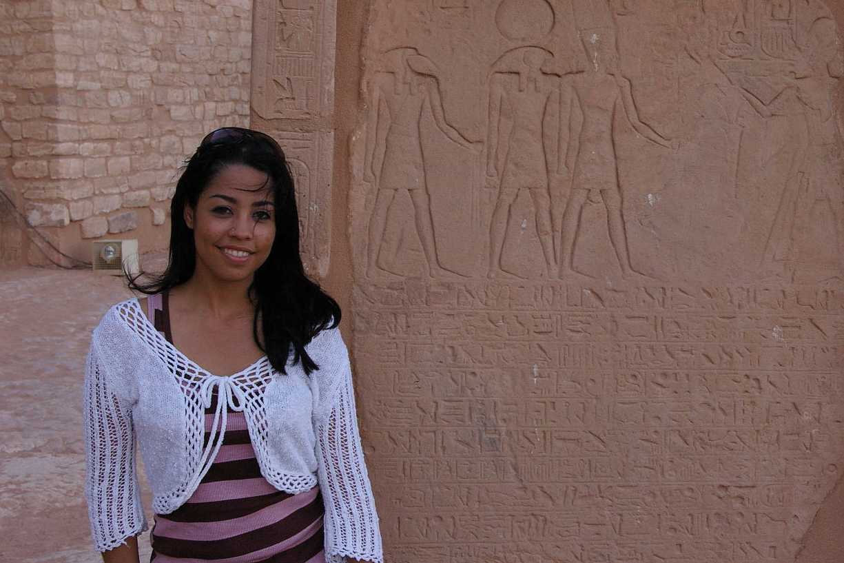 エジプトツアー 美人ウォッチ エジプト人編 百趣味liveブログ