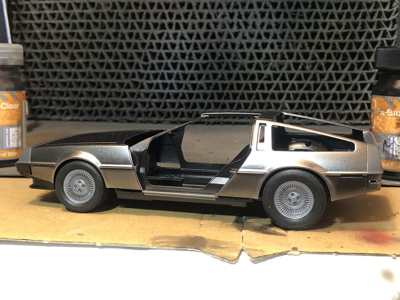 デロリアン アオシマ DMC デロリアン 02 : K's garage