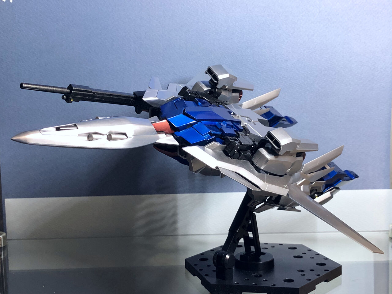 塗装済完成品]MG 1/100 MSN-001A1 デルタプラス MG 1/100 デルタ