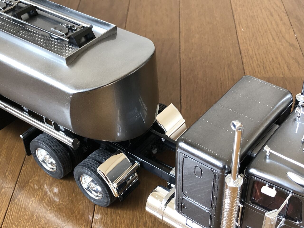 イタレリ 1:24 ヘビータンクトレーラー 当時物 イタレリ 1/24 ヘビータンクトレーラー 完成｜egu352のブログ
