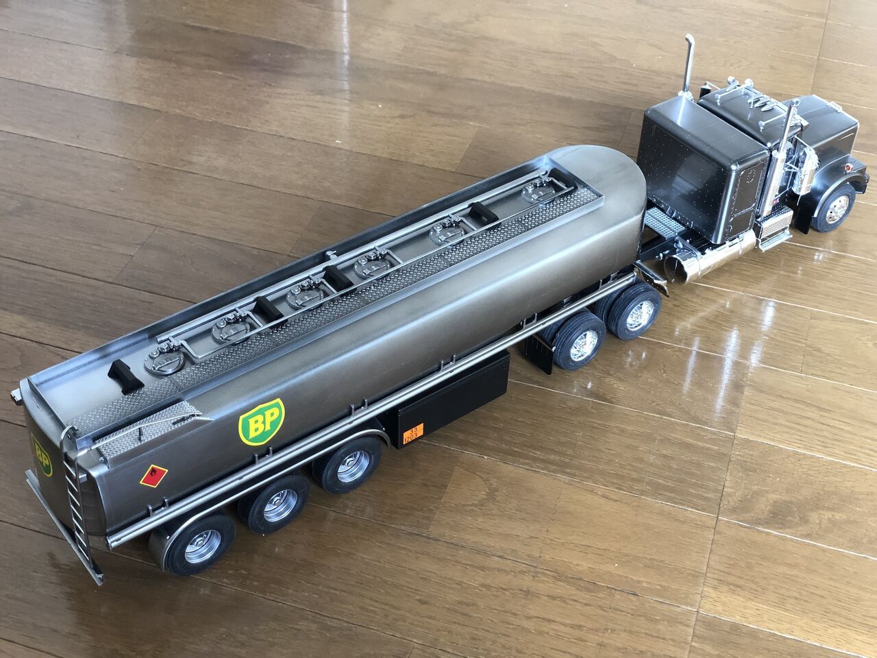 イタレリ 1:24 ヘビータンクトレーラー 当時物 イタレリ 1/24 ヘビータンクトレーラー 完成｜egu352のブログ