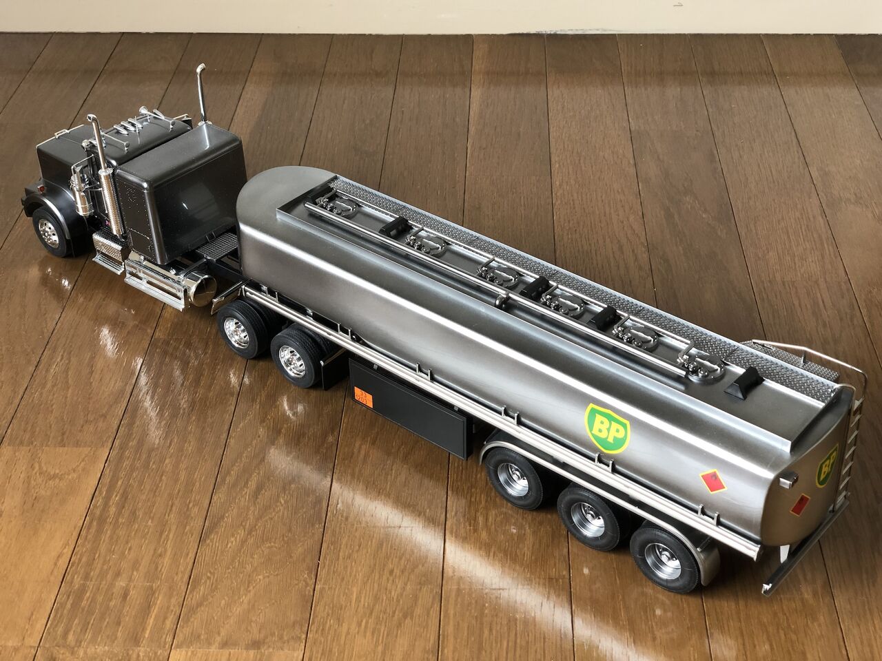 イタレリ 1:24 ヘビータンクトレーラー 当時物 イタレリ 1/24 ヘビータンクトレーラー 完成｜egu352のブログ