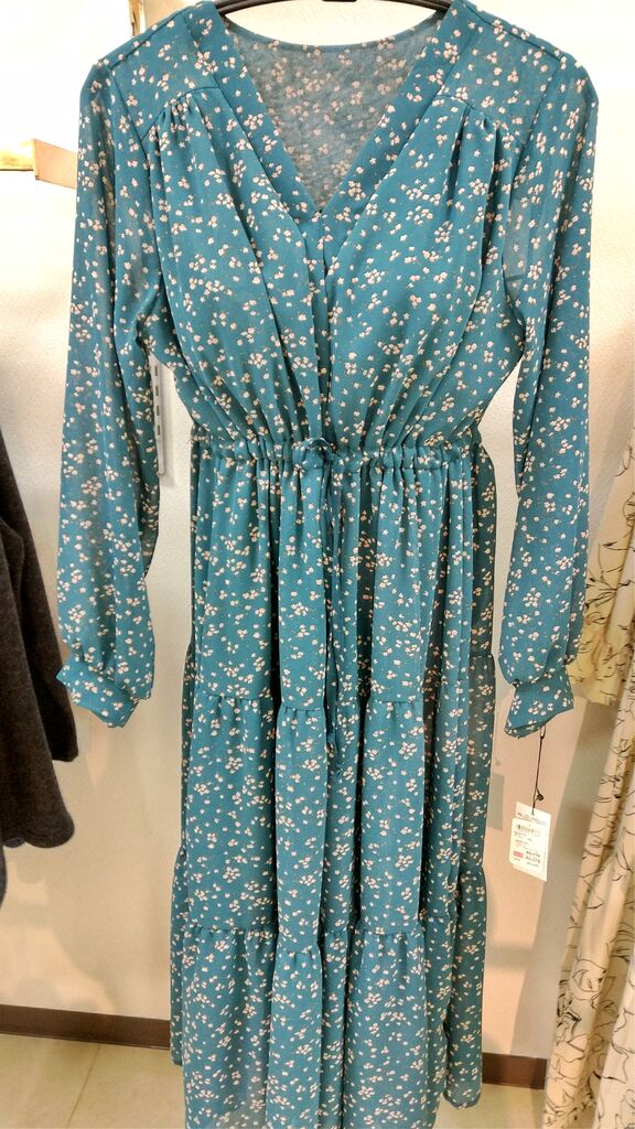小花柄ワンピース Gentil 緑店 婦人服専門店