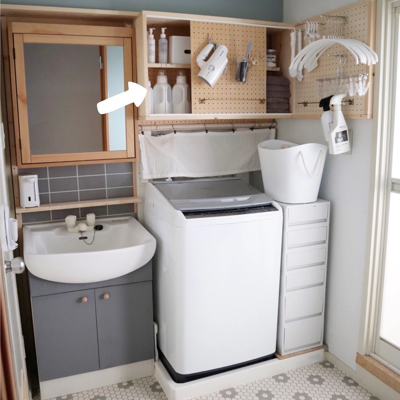 洗濯機上の収納diy 棚を作り変えます 2 次の棚を組み立て Ehamiの賃貸diyリノベーション Diyで造るお気に入りの暮らし Powered By ライブドアブログ